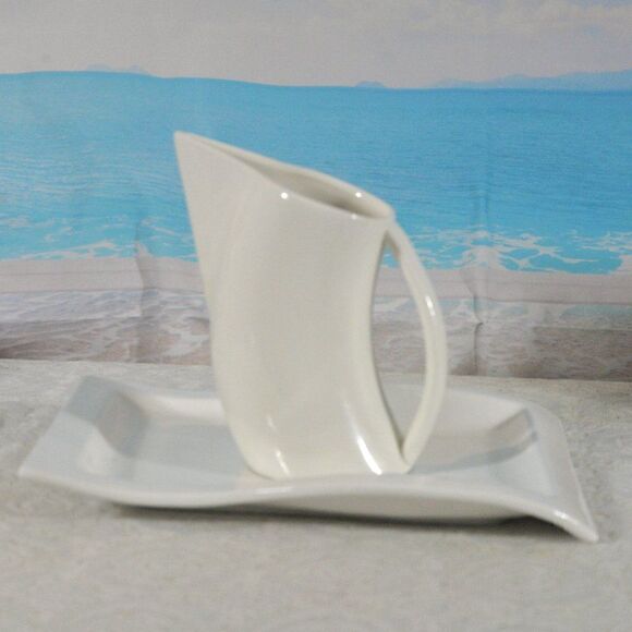 Pitcher and Platter White - Picture 1 of 5